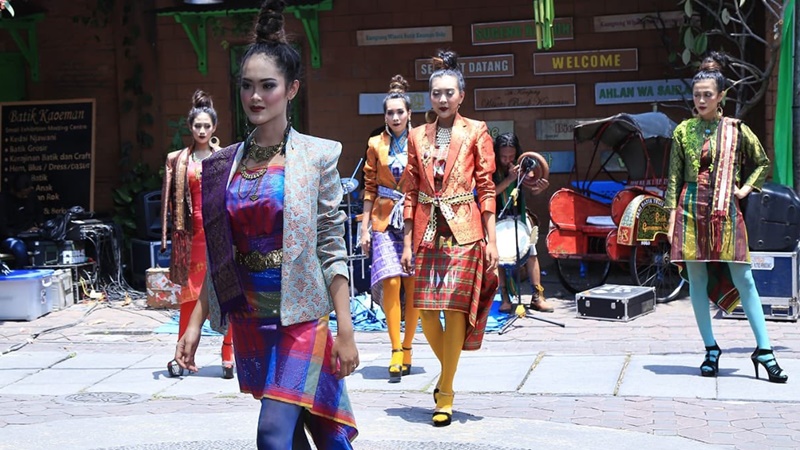 Fashion Show di  Kampung  Batik  Kauman Awali Solo  City Jazz